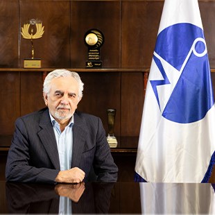 سیامک اصفهانی